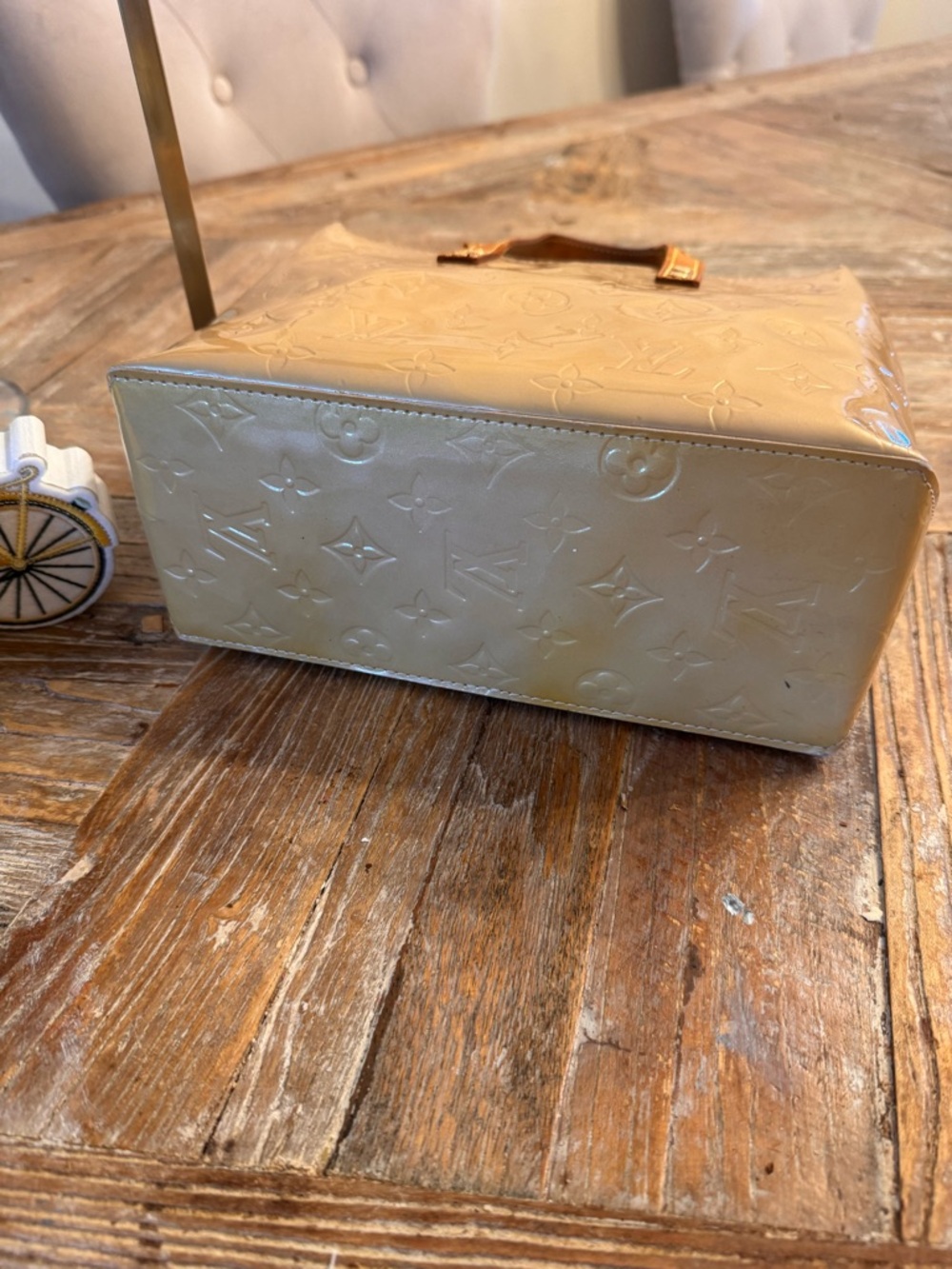 Louis Vuitton Monogram Vernis Patent Leather - Picture 12 of 16